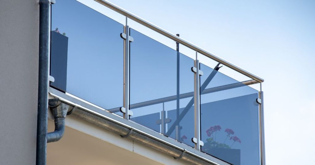 Guarda-corpo de vidro em Cascavel