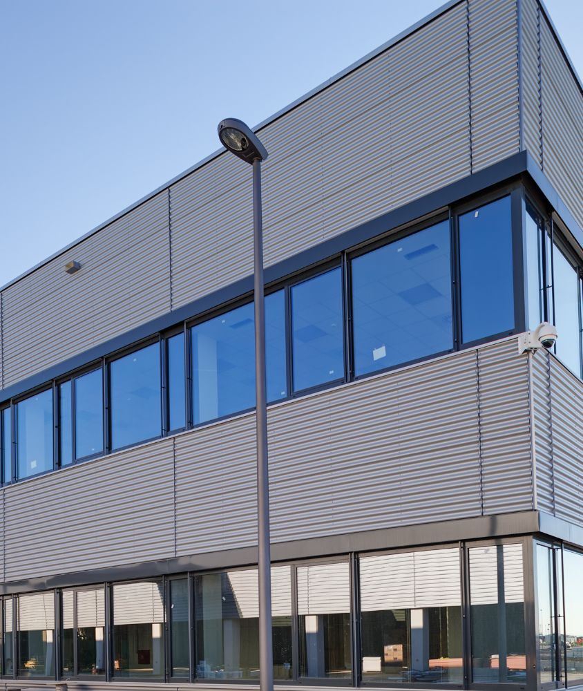 fachada de vidro em Cascavel